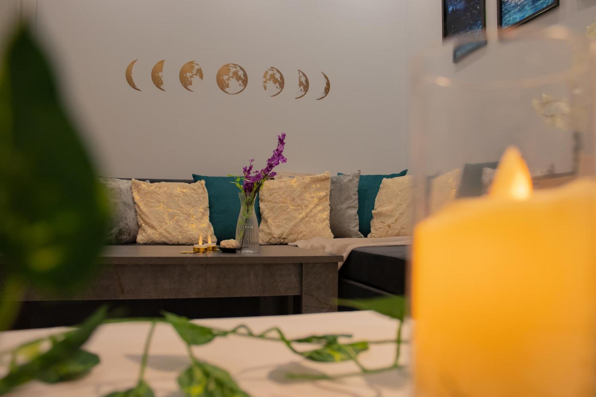 Moon Haven Near Acropolis With 100mbps Wifi Athens