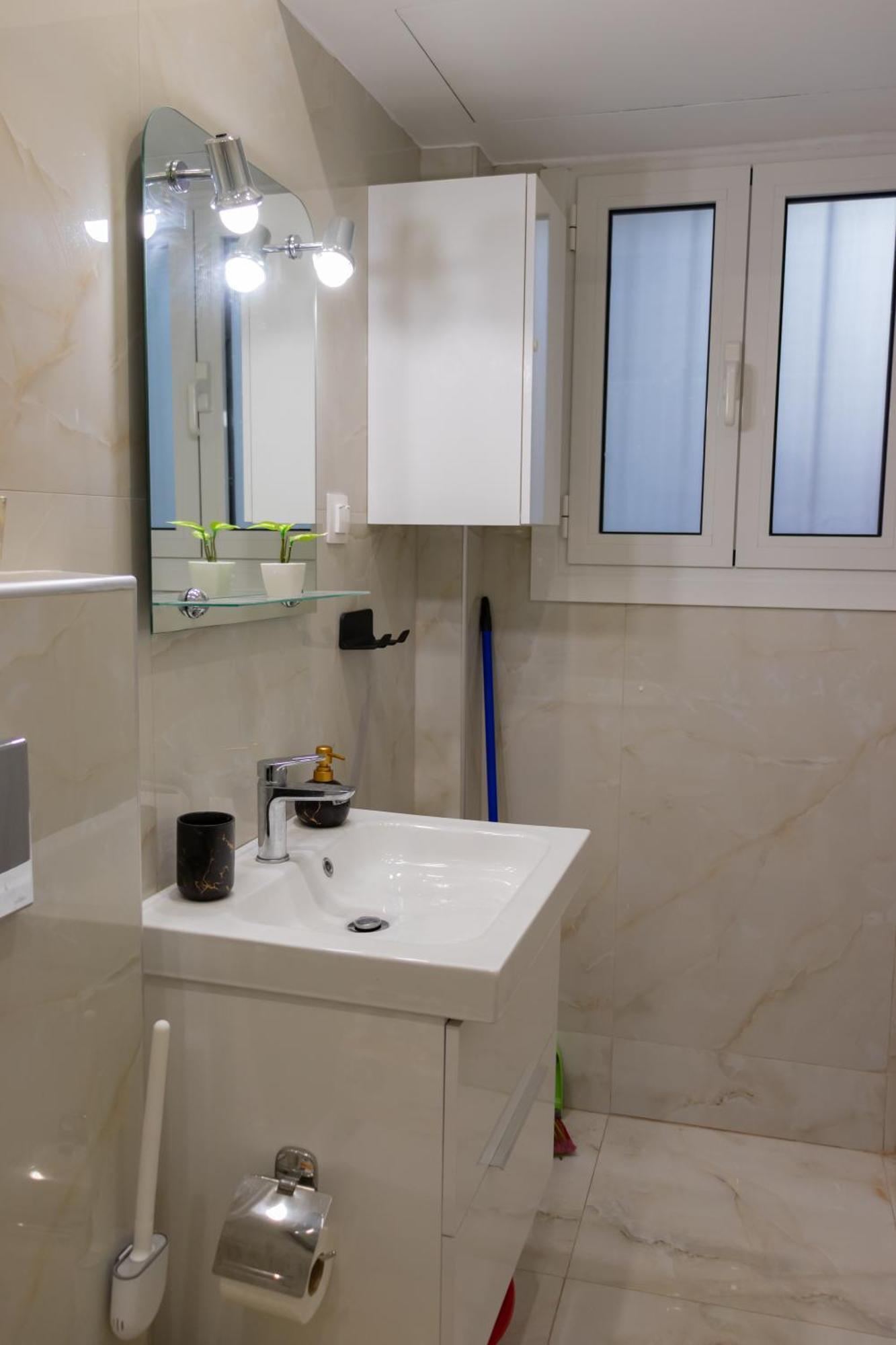 Apartment Moon Haven Near Acropolis With 100mbps Wifi Athens